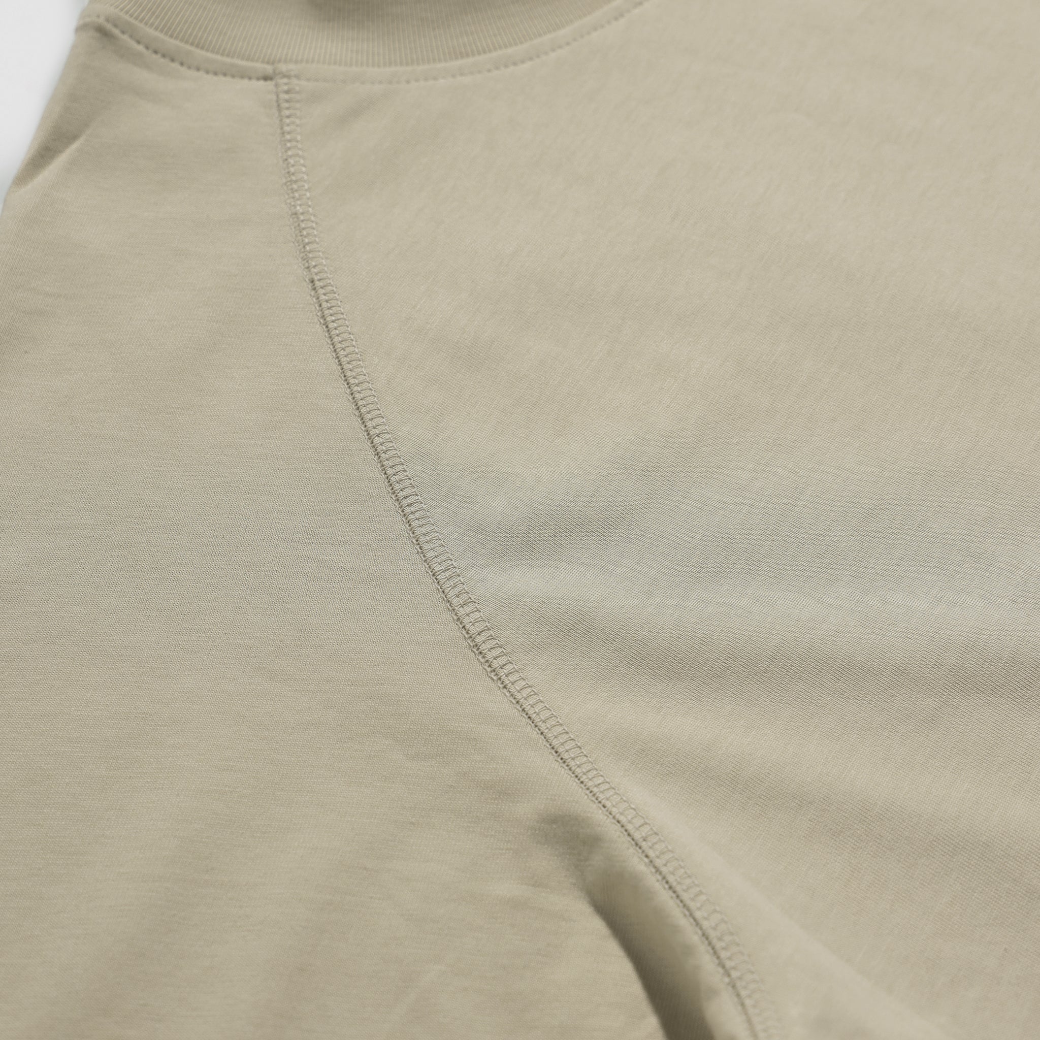 𝐒𝐨𝐥𝐢𝐝 𝐫𝐚𝐠𝐥𝐚𝐧 Beige