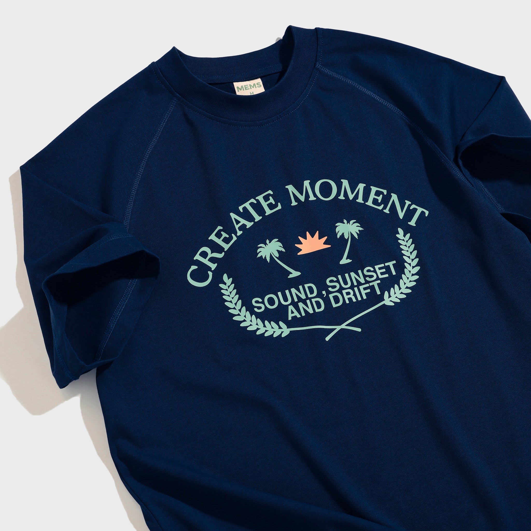 𝐂𝐫𝐞𝐚𝐭𝐞 𝐌𝐨𝐦𝐞𝐧𝐭 𝐫𝐚𝐠𝐥𝐚𝐧 Midnight Navy