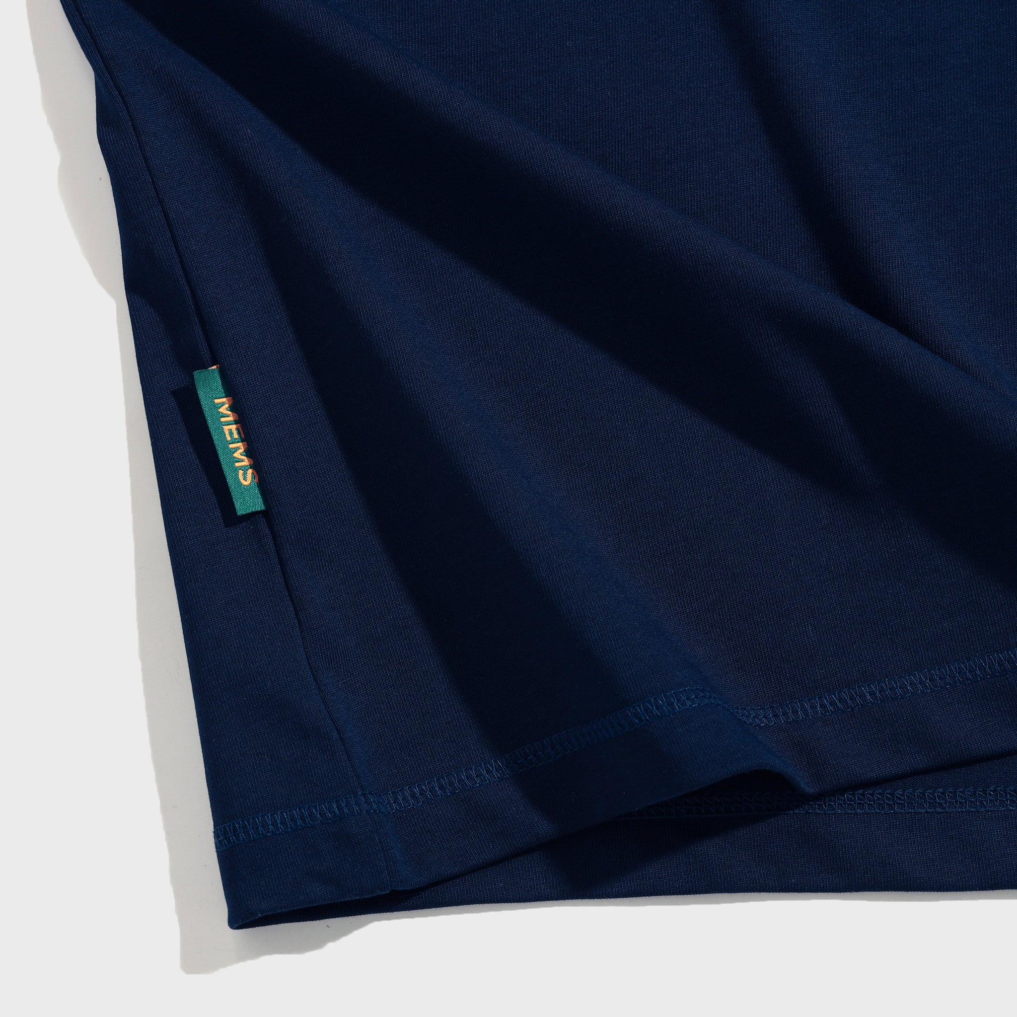𝐂𝐫𝐞𝐚𝐭𝐞 𝐌𝐨𝐦𝐞𝐧𝐭 𝐫𝐚𝐠𝐥𝐚𝐧 Midnight Navy