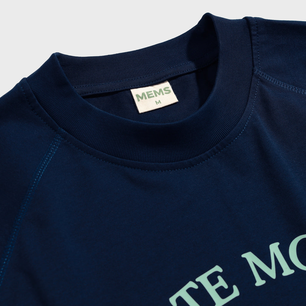𝐂𝐫𝐞𝐚𝐭𝐞 𝐌𝐨𝐦𝐞𝐧𝐭 𝐫𝐚𝐠𝐥𝐚𝐧 Midnight Navy
