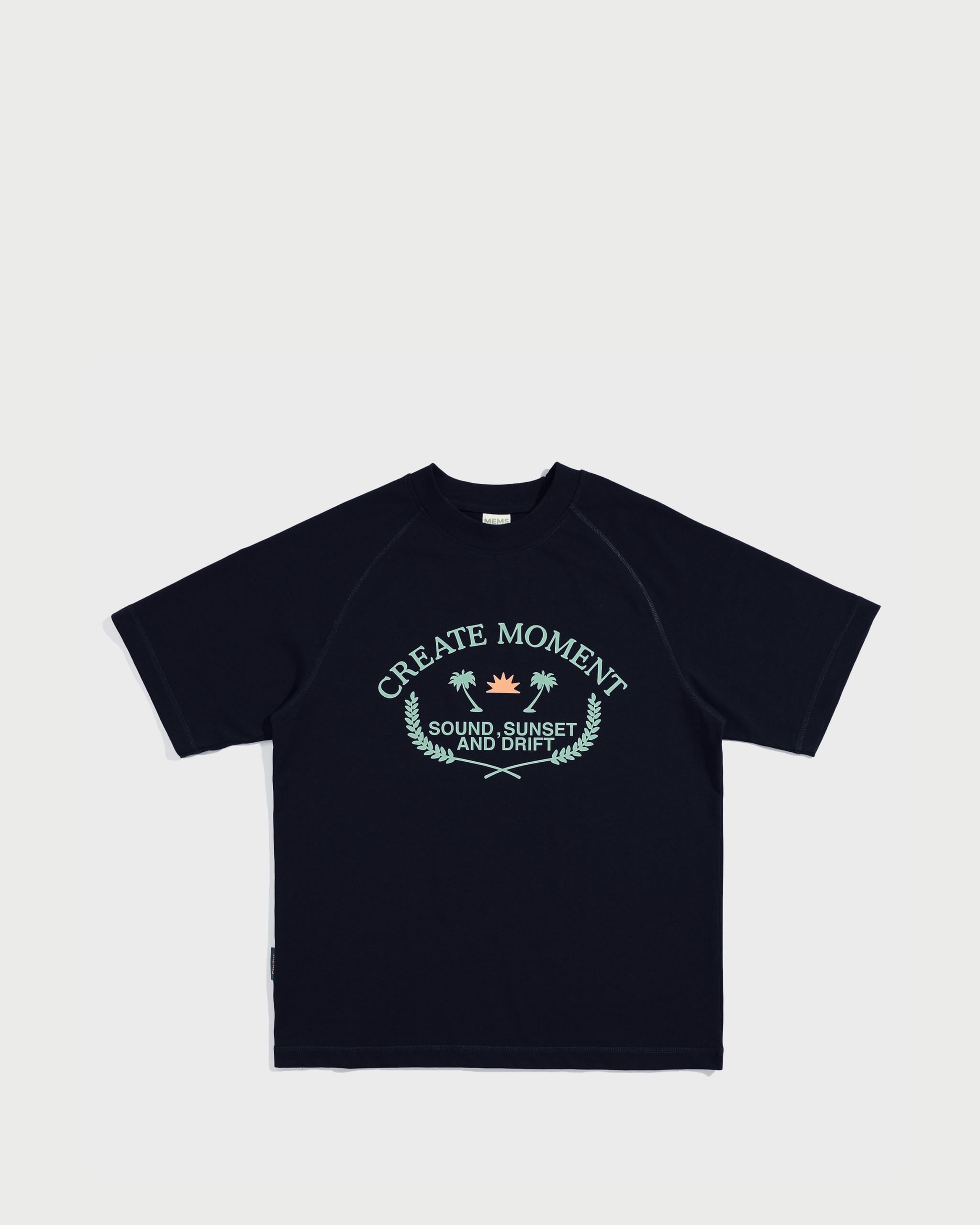 Create Moment oversized raglan Midnight Navy
