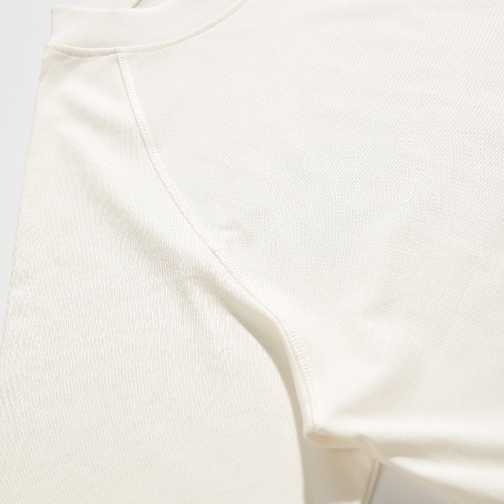 𝐓𝐡𝐞 𝐆𝐨𝐨𝐝 𝐎𝐥𝐝 𝐃𝐚𝐲𝐬 𝐫𝐚𝐠𝐥𝐚𝐧 White Cream