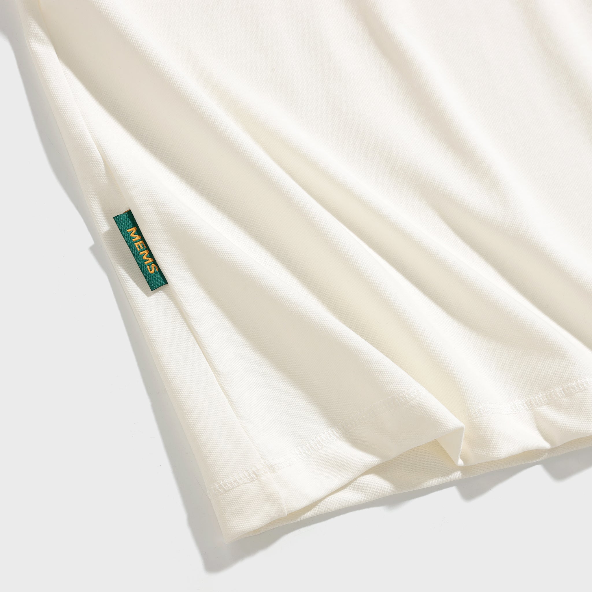𝐓𝐡𝐞 𝐆𝐨𝐨𝐝 𝐎𝐥𝐝 𝐃𝐚𝐲𝐬 𝐫𝐚𝐠𝐥𝐚𝐧 White Cream