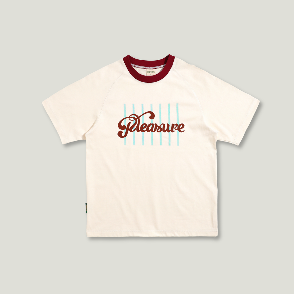 𝐏𝐥𝐞𝐚𝐬𝐮𝐫𝐞 𝐫𝐚𝐠𝐥𝐚𝐧 Cream and Red