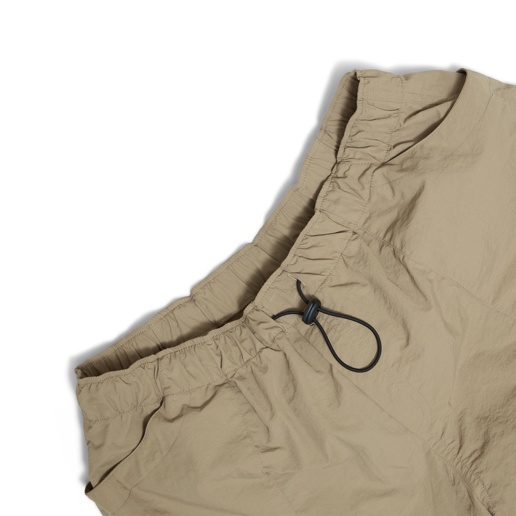 𝐅𝐥𝐞𝐱𝐢𝐛𝐥𝐞 𝐬𝐡𝐨𝐫𝐭𝐬 Beige