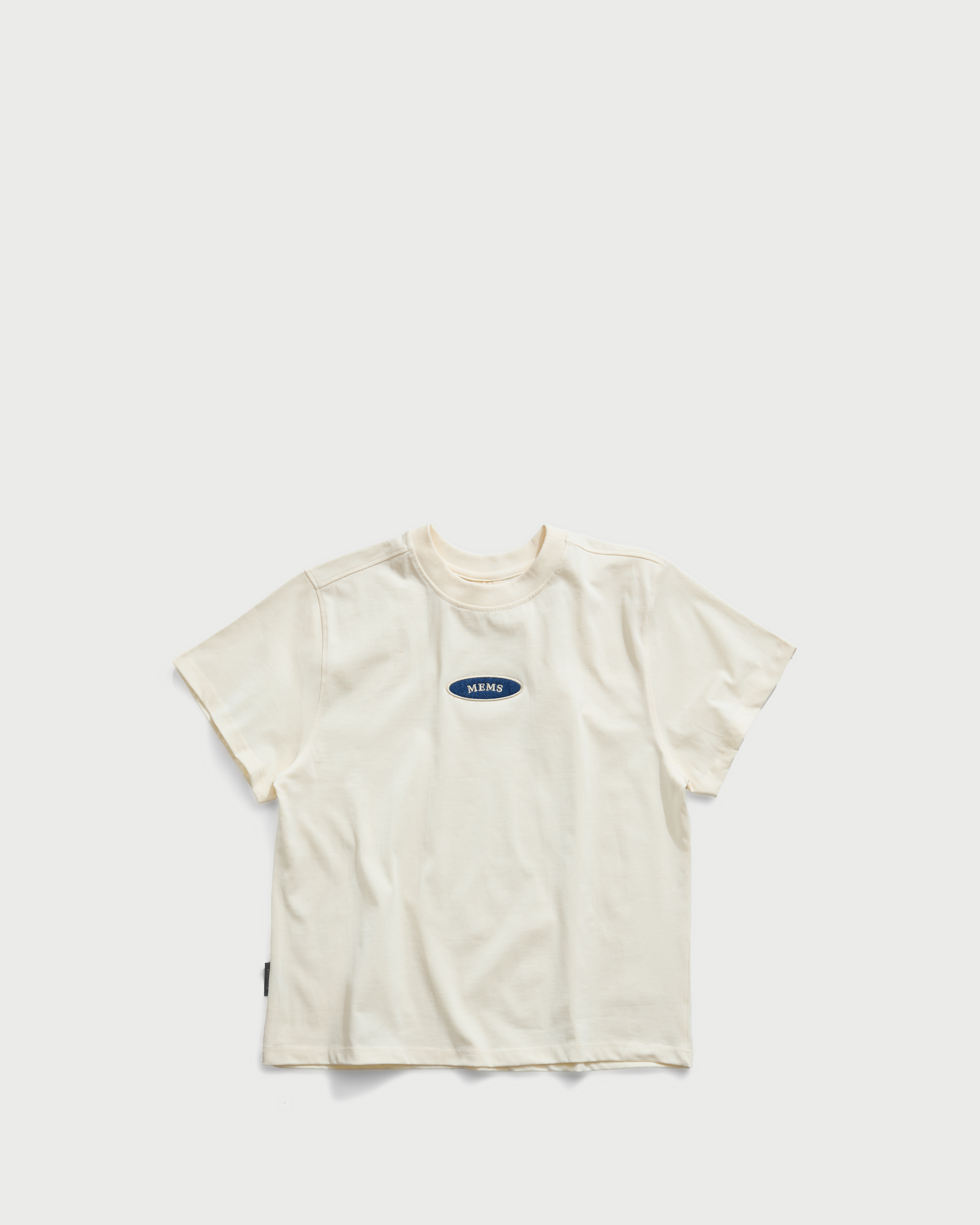 𝐌𝐢𝐧𝐢 𝐋𝐨𝐠𝐨 𝐭-𝐬𝐡𝐢𝐫𝐭 Cream