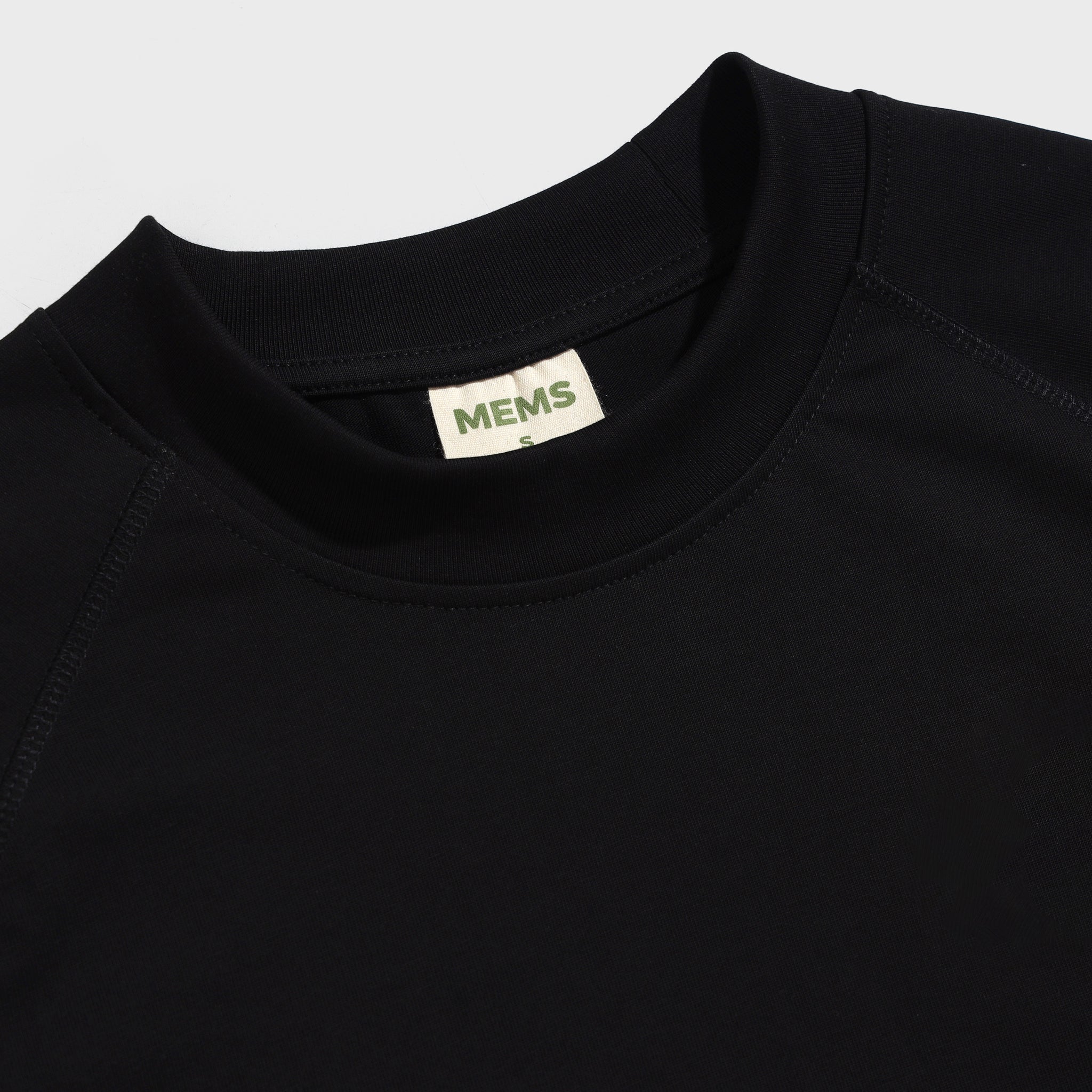 𝐒𝐨𝐥𝐢𝐝 𝐫𝐚𝐠𝐥𝐚𝐧 Black