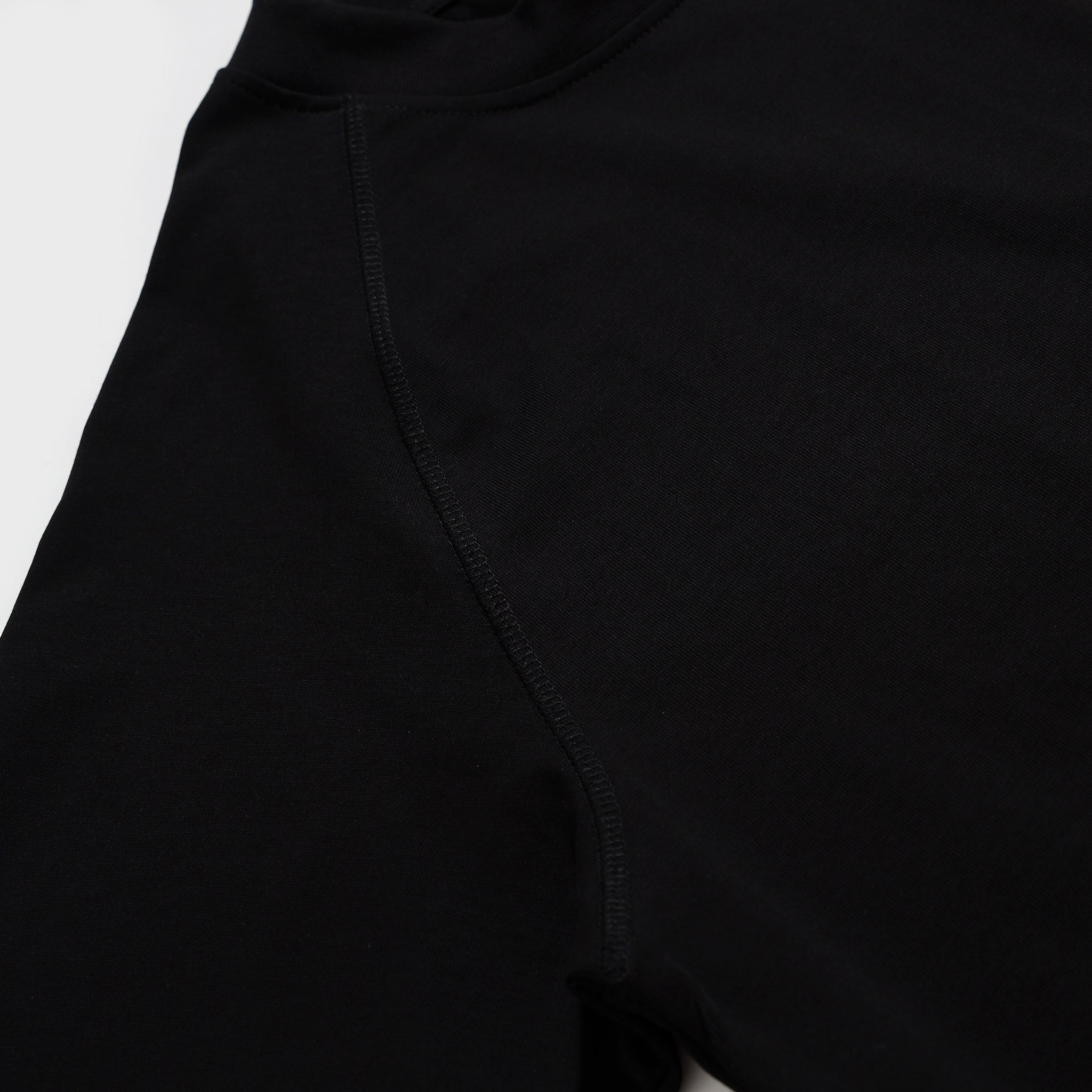 𝐒𝐨𝐥𝐢𝐝 𝐫𝐚𝐠𝐥𝐚𝐧 Black