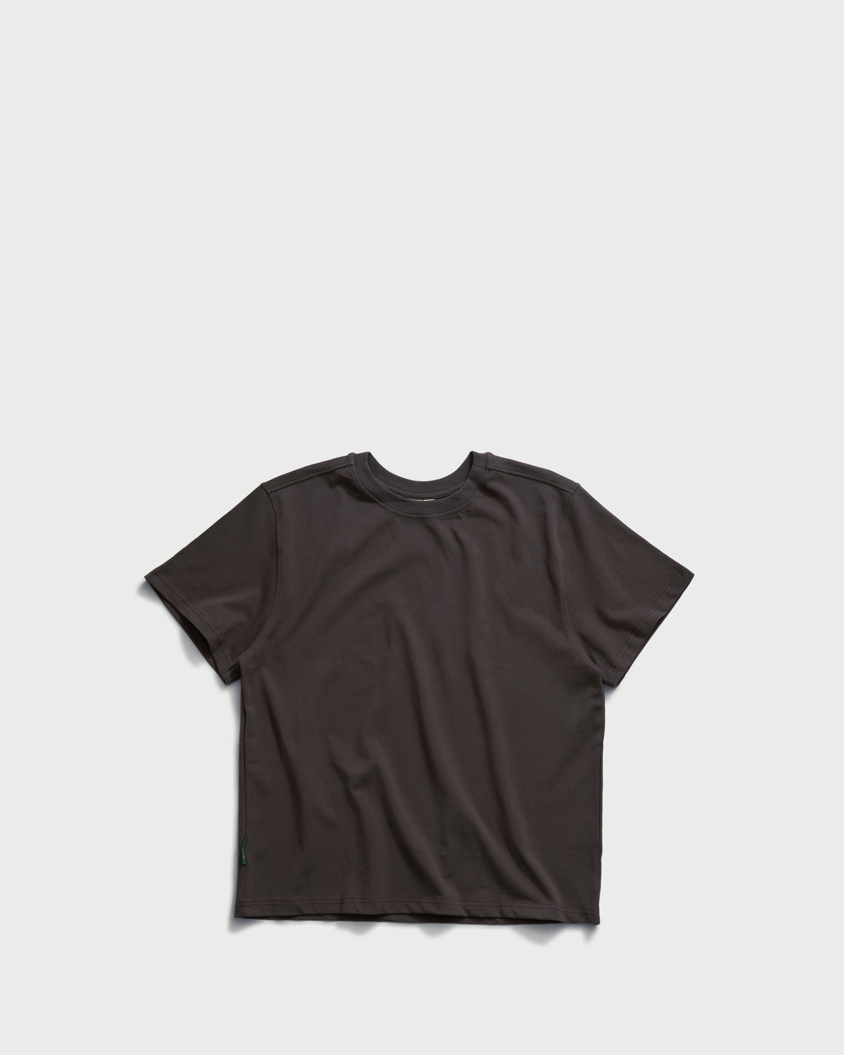 𝐂𝐨𝐫𝐞 𝐭-𝐬𝐡𝐢𝐫𝐭 Charcoal
