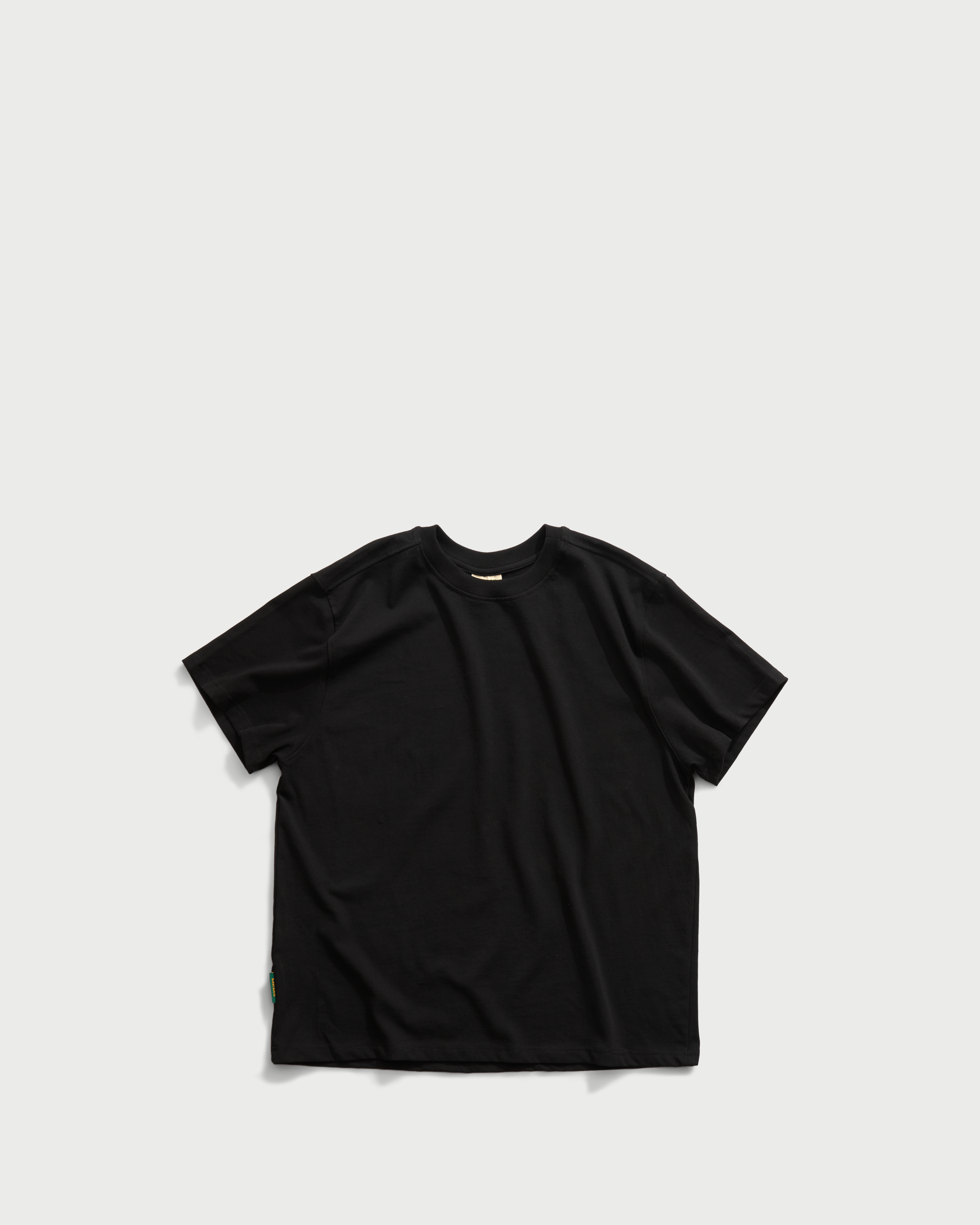 𝐂𝐨𝐫𝐞 𝐭-𝐬𝐡𝐢𝐫𝐭 Black