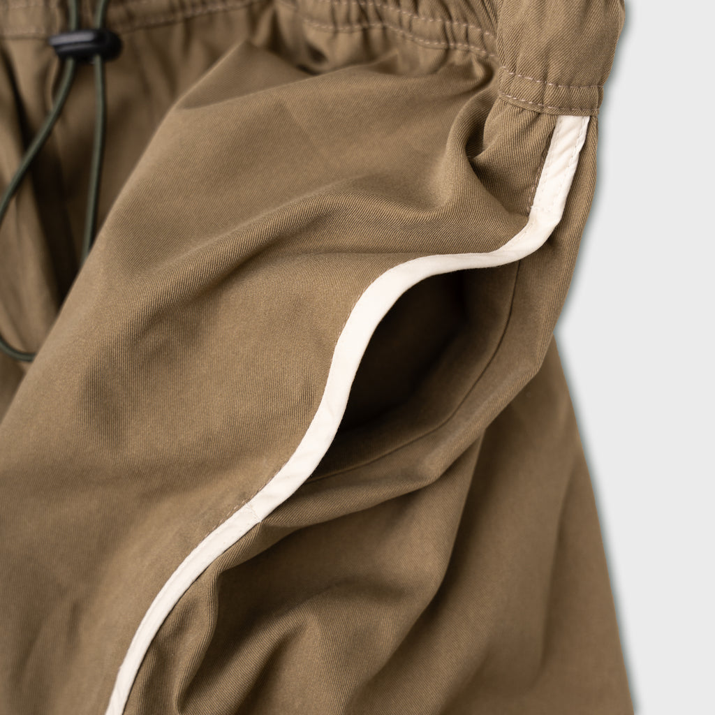 𝐑𝐞𝐦𝐚𝐤𝐞 𝐒𝐡𝐨𝐫𝐭 Olive