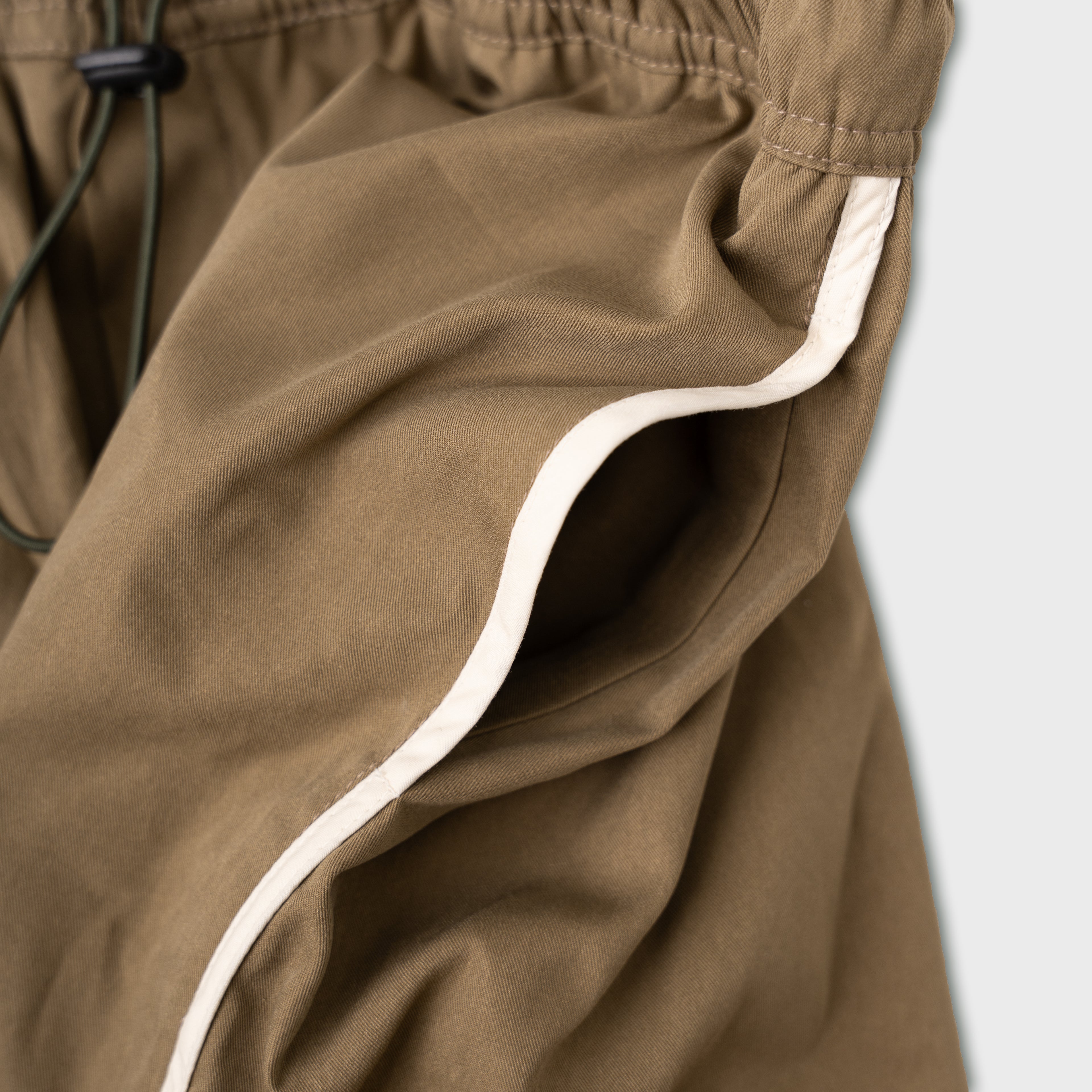 𝐑𝐞𝐦𝐚𝐤𝐞 𝐒𝐡𝐨𝐫𝐭 Olive