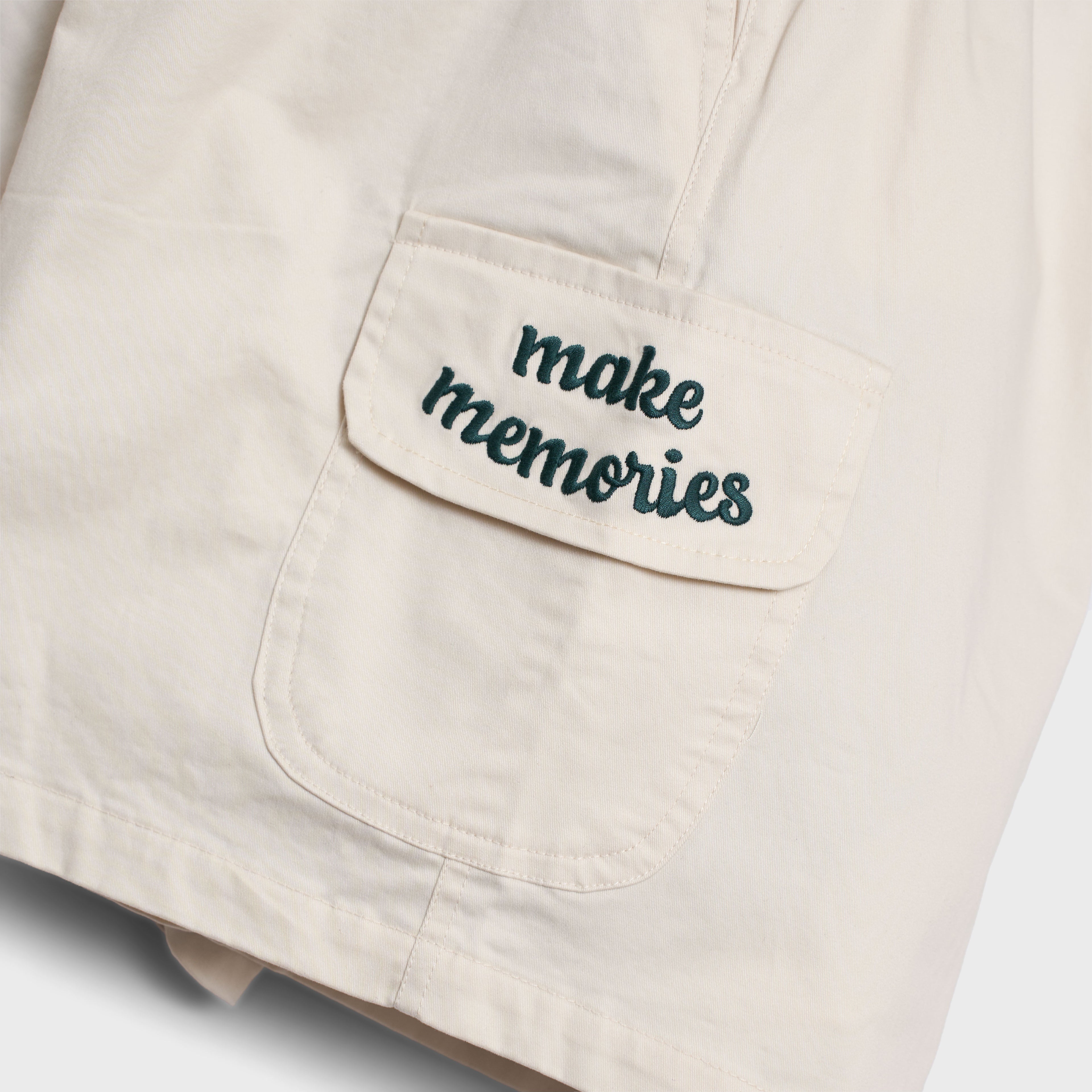 𝐌𝐚𝐤𝐞 𝐌𝐞𝐦𝐨𝐫𝐢𝐞𝐬 𝐂𝐚𝐫𝐠𝐨 𝐒𝐡𝐨𝐫𝐭 Cream