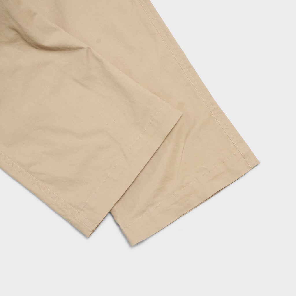 𝐓𝐫𝐚𝐯𝐞𝐫𝐬𝐞 𝐓𝐫𝐨𝐮𝐬𝐞𝐫𝐬 Beige