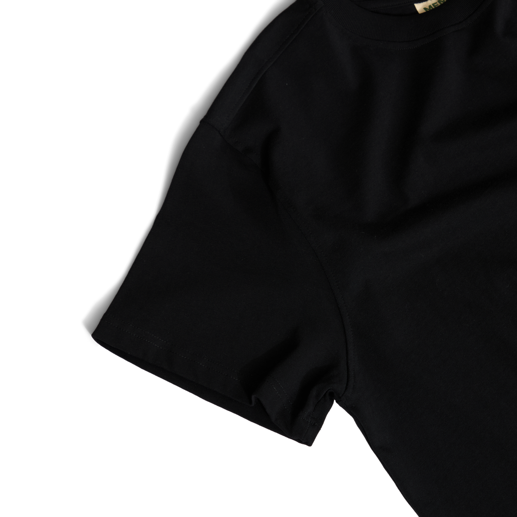 𝐂𝐨𝐫𝐞 𝐭-𝐬𝐡𝐢𝐫𝐭 Black