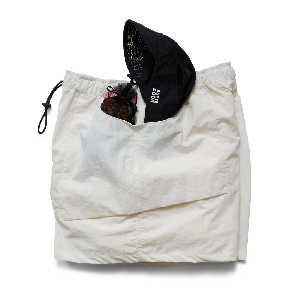 𝐅𝐥𝐞𝐱𝐢𝐛𝐥𝐞 𝐬𝐡𝐨𝐫𝐭𝐬 White Cream