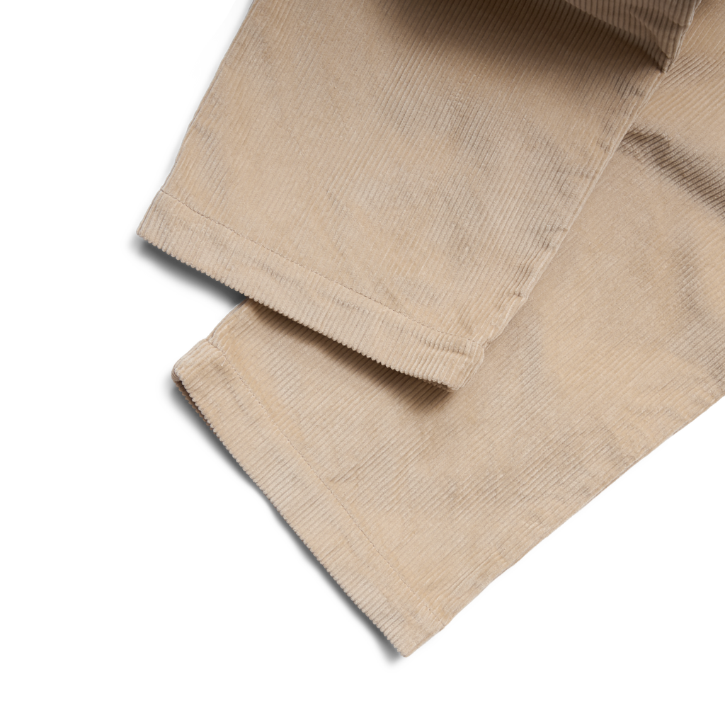 𝐂𝐨𝐫𝐝𝐮𝐫𝐨𝐲 𝐭𝐫𝐨𝐮𝐬𝐞𝐫𝐬 Beige