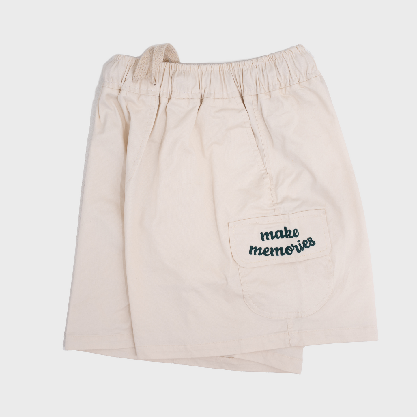 𝐌𝐚𝐤𝐞 𝐌𝐞𝐦𝐨𝐫𝐢𝐞𝐬 𝐂𝐚𝐫𝐠𝐨 𝐒𝐡𝐨𝐫𝐭 Cream