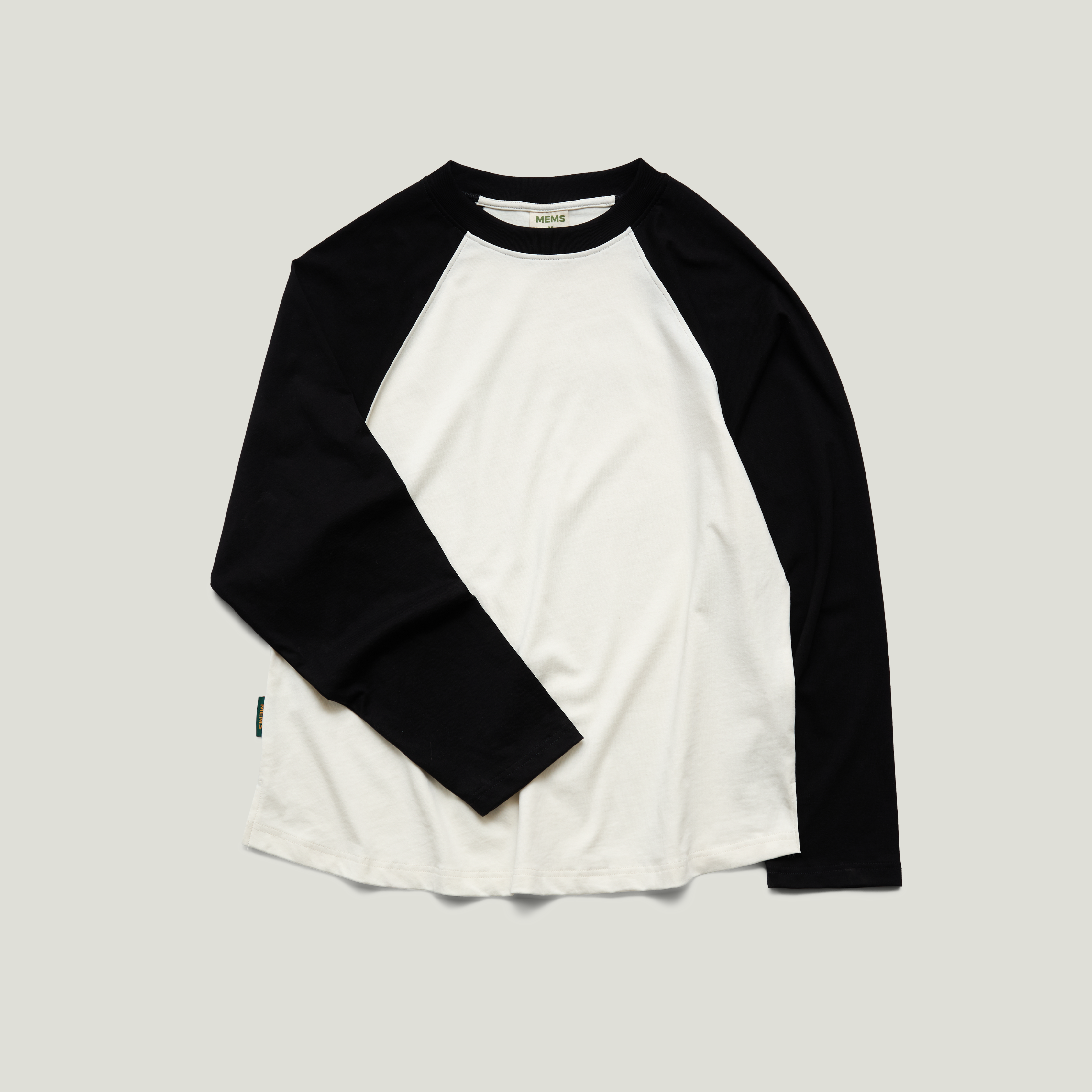 𝐅𝐥𝐞𝐱𝐢𝐛𝐥𝐞 𝐫𝐚𝐠𝐥𝐚𝐧 𝐥𝐨𝐧𝐠 𝐬𝐥𝐞𝐞𝐯𝐞 Cream Black