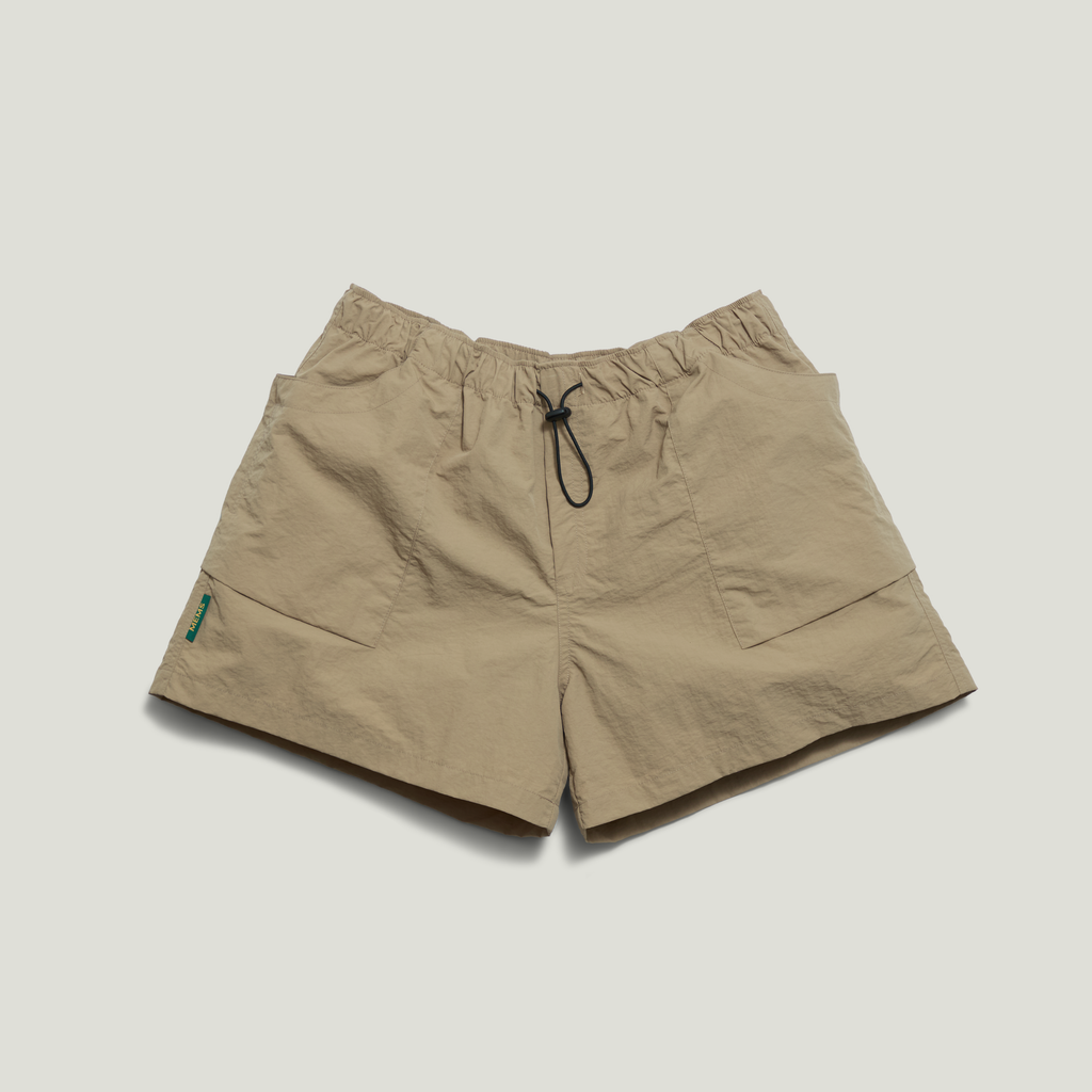 𝐅𝐥𝐞𝐱𝐢𝐛𝐥𝐞 𝐬𝐡𝐨𝐫𝐭𝐬 Beige